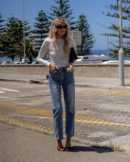 Elle Ferguson feet photo 6
