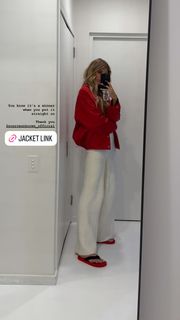 Elle Ferguson feet photo 7