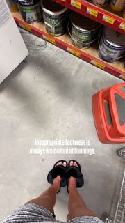 Elle Ferguson feet photo 5