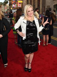 Elle King feet photo 13