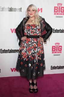 Elle King feet photo 17