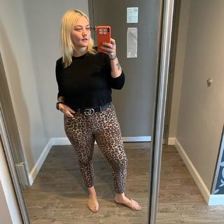 Elle King feet photo 16