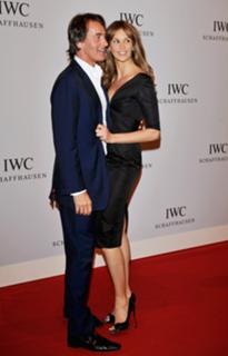 Elle Macpherson feet photo thumbnail