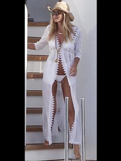 Elle Macpherson feet photo thumbnail