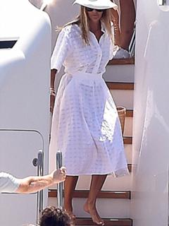 Elle Macpherson feet photo thumbnail