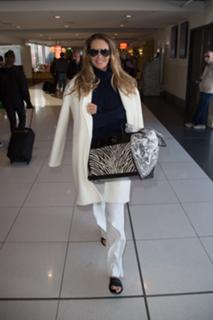 Elle Macpherson feet photo thumbnail
