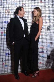 Elle Macpherson feet photo thumbnail