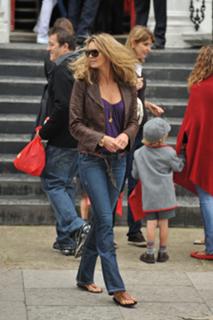 Elle Macpherson feet photo thumbnail