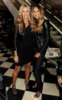 Elle Macpherson feet photo thumbnail