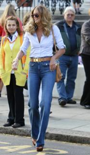 Elle Macpherson feet photo thumbnail