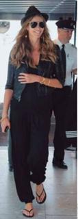 Elle Macpherson feet photo thumbnail