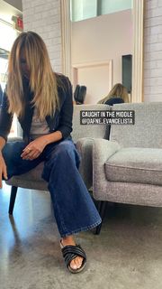 Elle Macpherson feet photo thumbnail