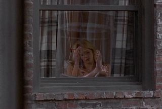 Elle Macpherson feet photo thumbnail