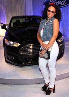 Elle Varner feet photo 19