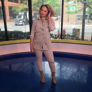 Elle Varner feet photo 16