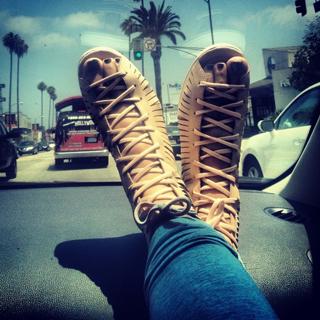 Elle Varner feet photo 2