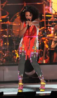 Elle Varner feet photo 4