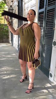 Elle Varner feet photo 4