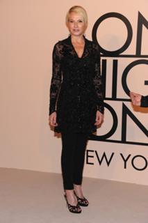Ellen Barkin feet photo thumbnail