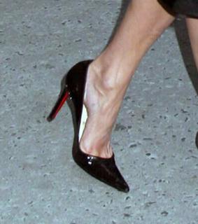 Ellen Barkin feet photo thumbnail