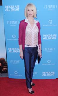Ellen Barkin feet photo thumbnail