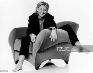 Ellen DeGeneres feet photo thumbnail