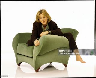 Ellen DeGeneres feet photo thumbnail