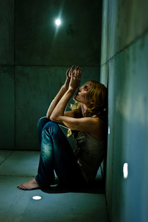 Ellen Hollman feet photo 13