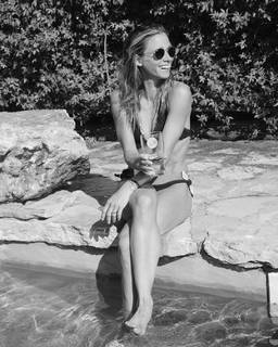 Ellen Hoog feet photo 1