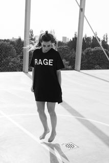 Ellen Hoog feet photo 3