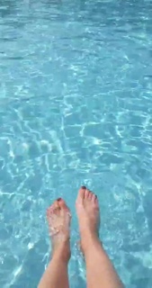 Ellen Hoog feet photo 13
