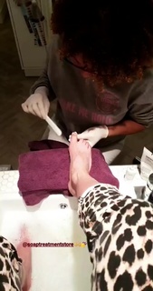 Ellen Hoog feet photo 9