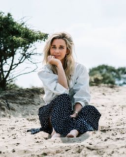 Ellen Hoog feet photo 2
