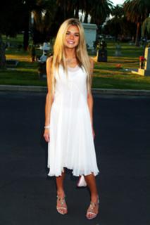 Ellen Muth feet photo 16