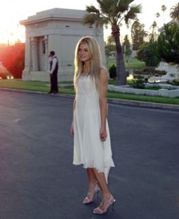 Ellen Muth feet photo 14