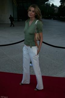 Ellen Pompeo feet photo thumbnail