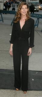 Ellen Pompeo feet photo thumbnail