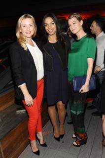 Ellen Pompeo feet photo thumbnail