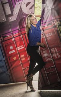 Ellen Rocche feet photo thumbnail