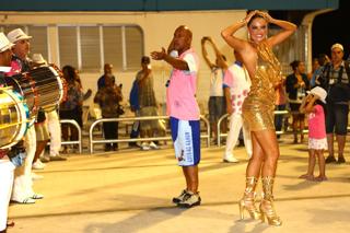 Ellen Rocche feet photo thumbnail