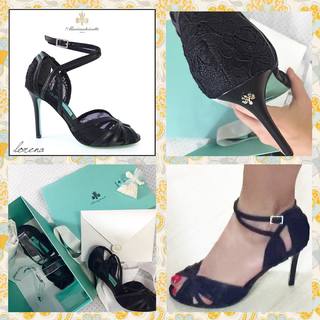 Ellen Rocche feet photo thumbnail