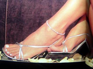 Ellen Rocche feet photo thumbnail