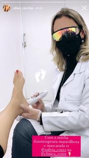 Ellen Rocche feet photo thumbnail