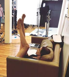 Ellen Sirot feet photo 2