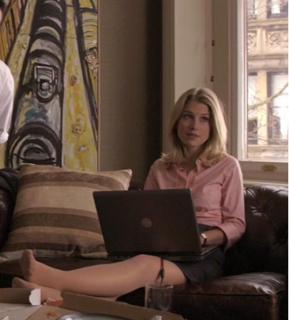Ellen Woglom feet photo 1