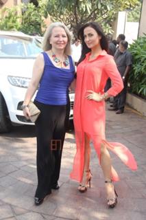 Elli Avrram feet photo thumbnail
