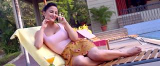 Elli Avrram feet photo thumbnail