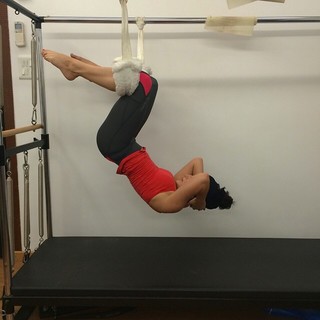 Elli Avrram feet photo thumbnail