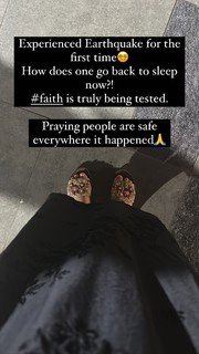Elli Avrram feet photo thumbnail