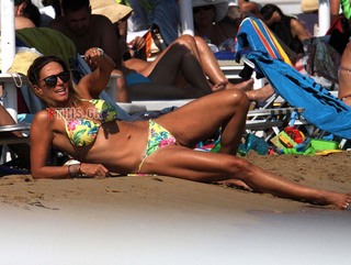 Elli Kokkinou feet photo thumbnail